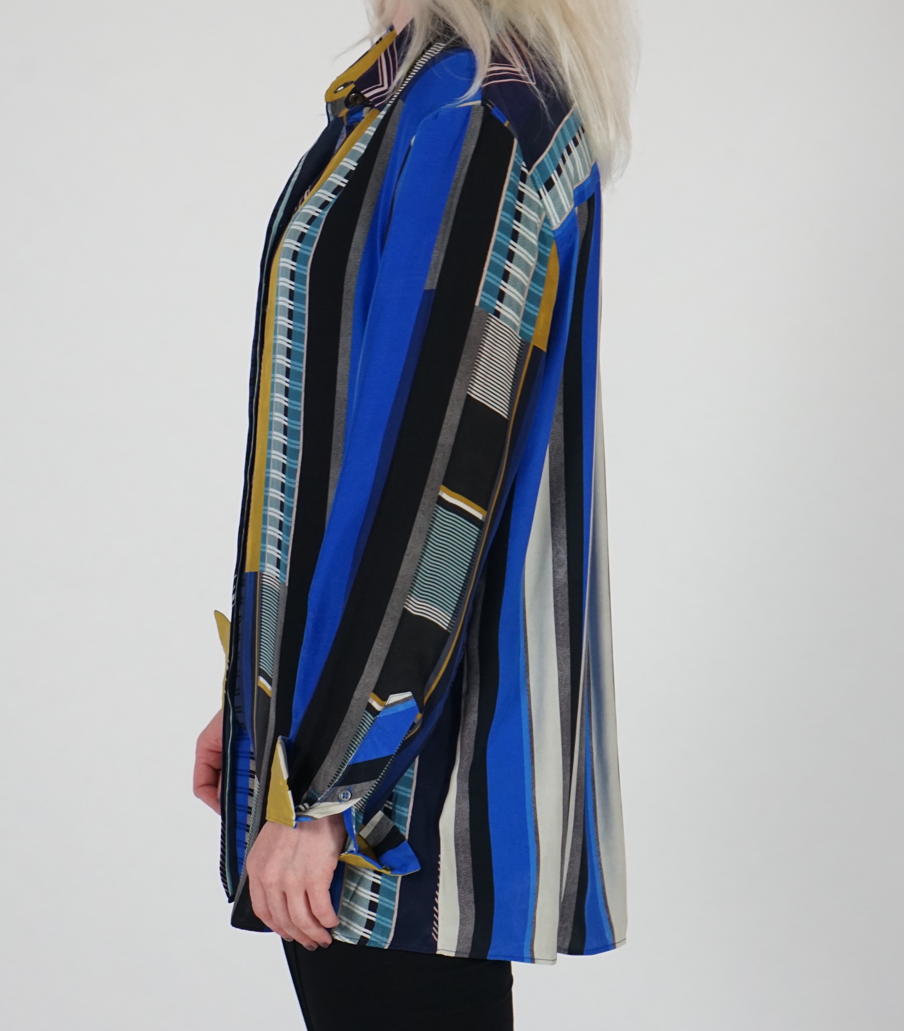 A Paul Smith silk blouse, Size 44